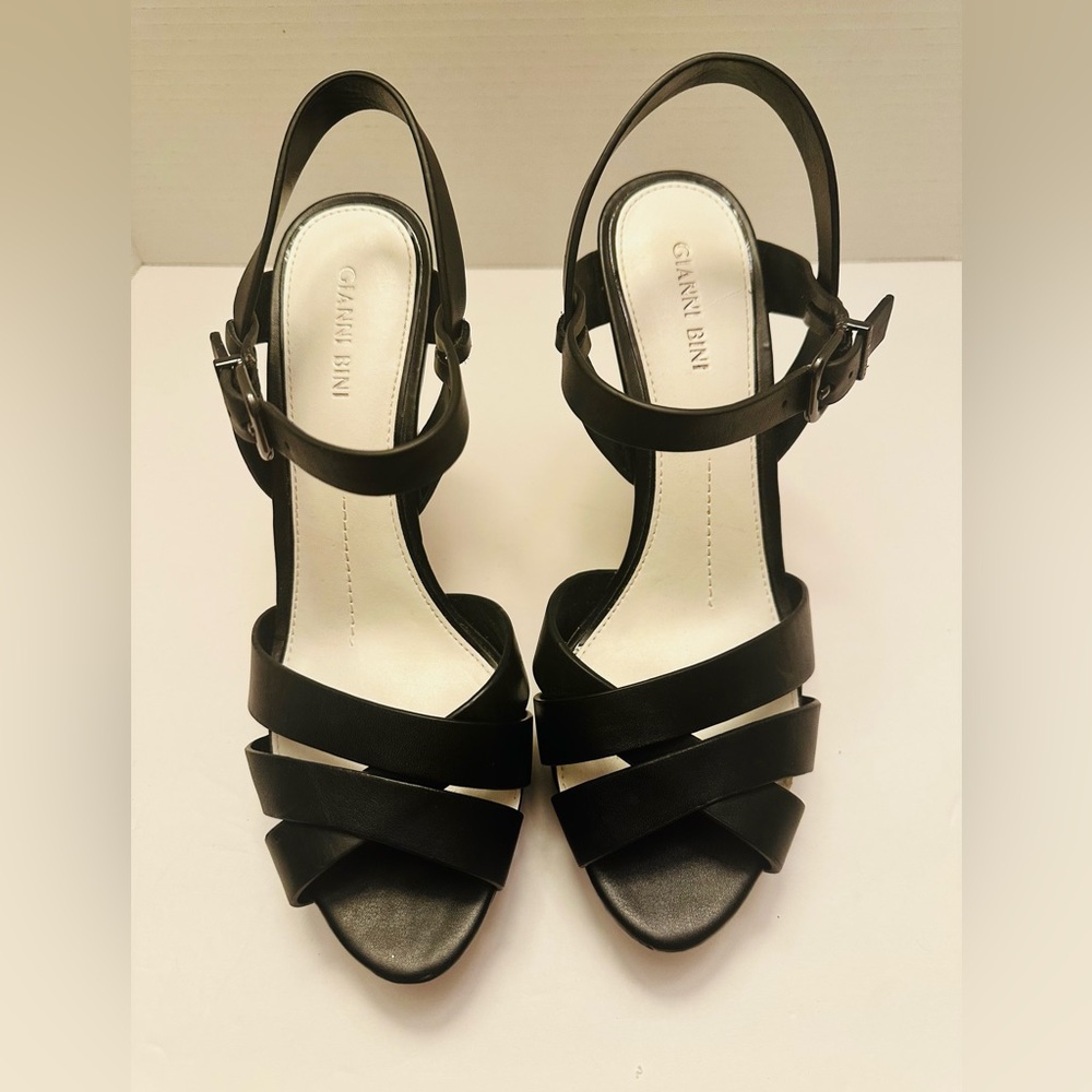 Gianni Bini Black Women's Heels 
5inch heels 
Sz10